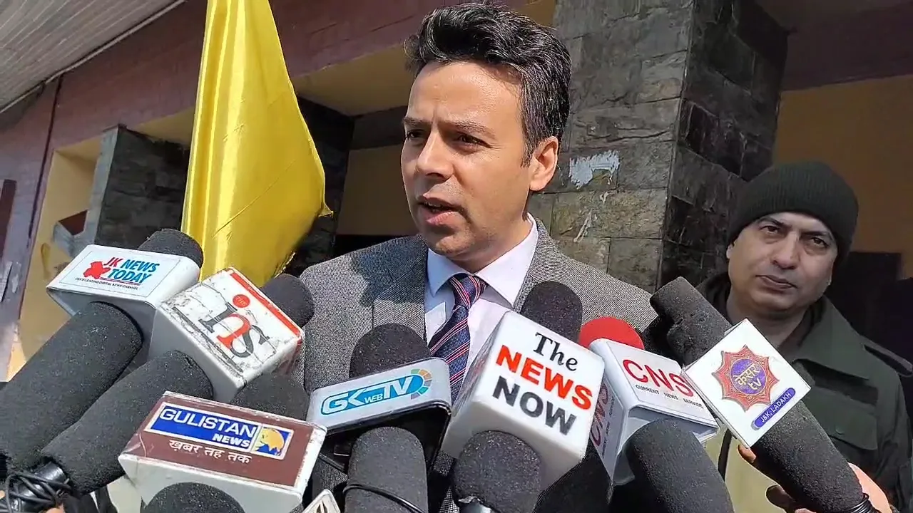 DC Budgam conducts review of HADP agri projects, shrine development works