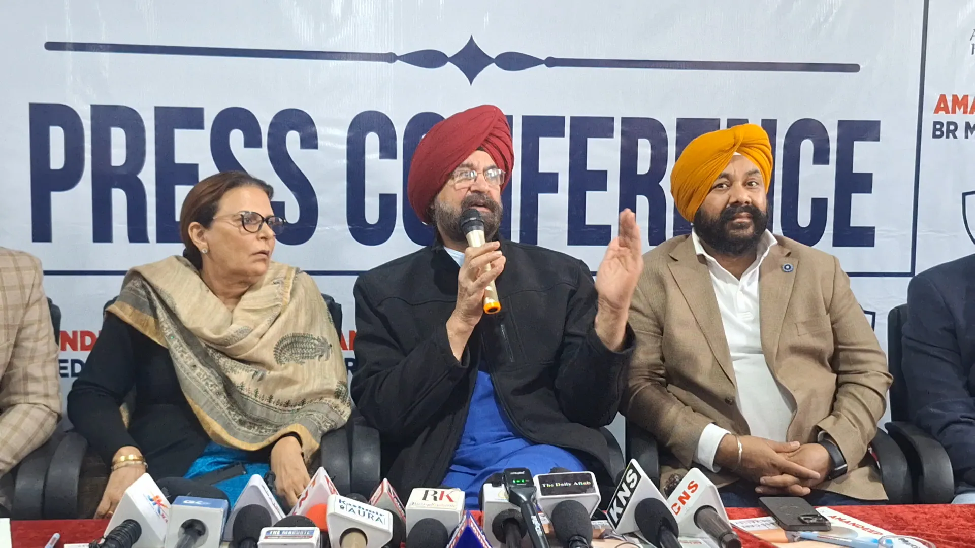 Amandeep BR Medicity introduces robotic knee & hip replacement surgery