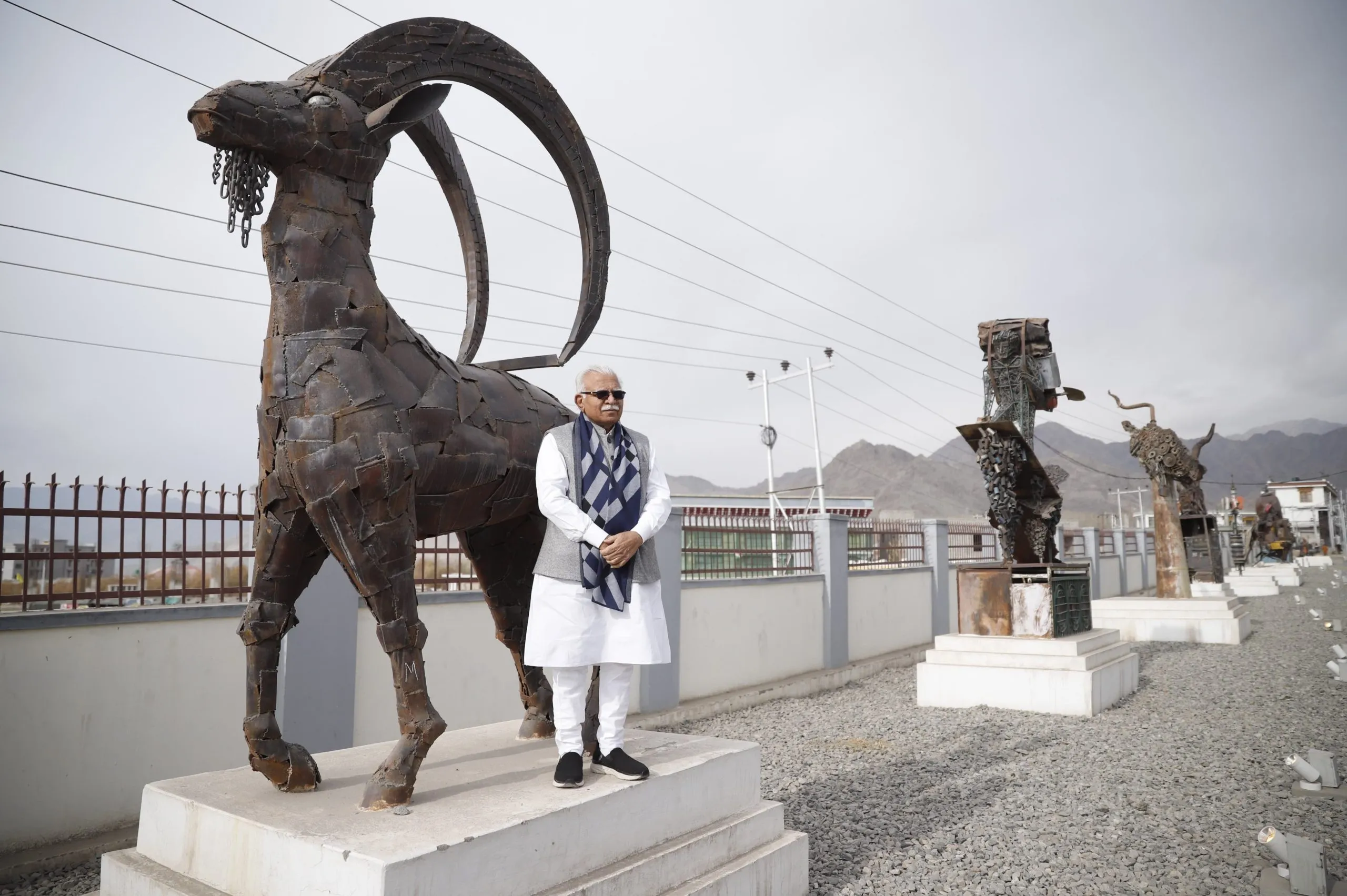 Union Minister Flags Off NTPC's Green Hydrogen Buses in Ladakh