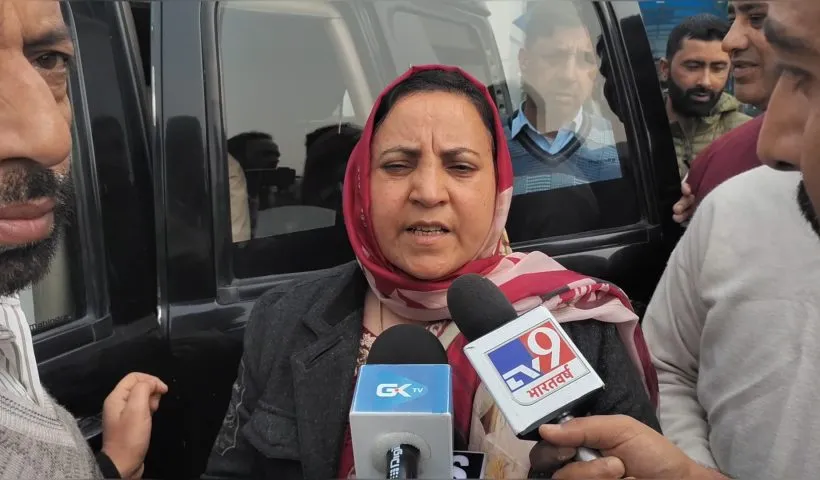 Minister Sakina Itoo hits back at Sajad Lone for ‘misleading’ public over reservation issue