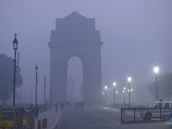 New Year: Vehicles barred from CP after 7 pm; curbs at India Gate in Delhi today