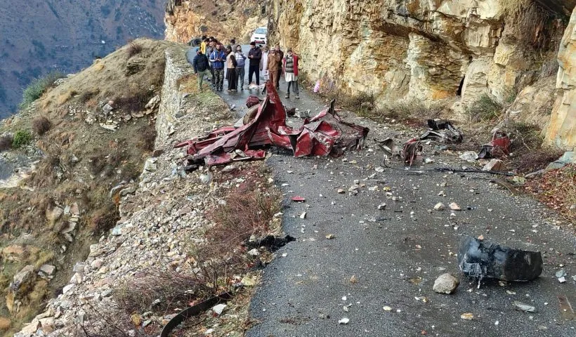 Driver killed after truck plunges into deep gorge in Jammu Kashmir’s Kishtwar