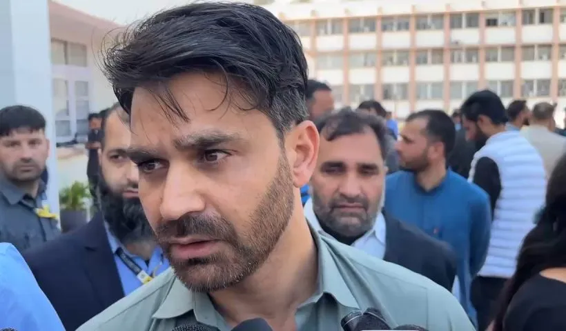 JK: High Court allows PDP leader Waheed Para to travel in country