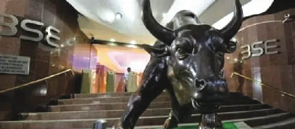 Indian stock market opens higher, IT stocks shine