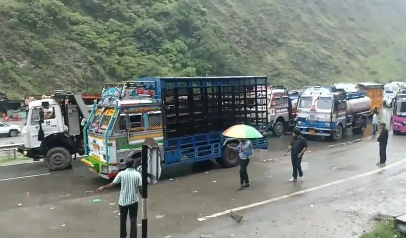 Jammu Srinagar Highway open for traffic despite heavy rains in J-K's Ramban
