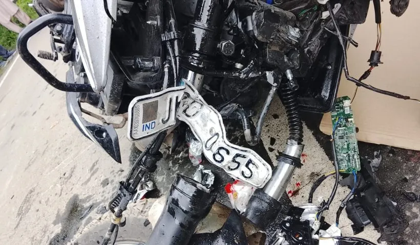 Four injured in Shopian road accident