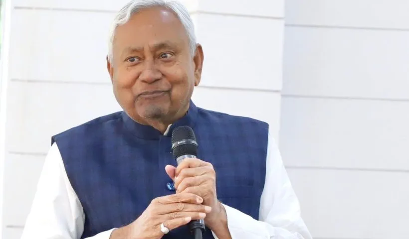 Nitish Kumar sworn in as CM of Bihar for record 10th time