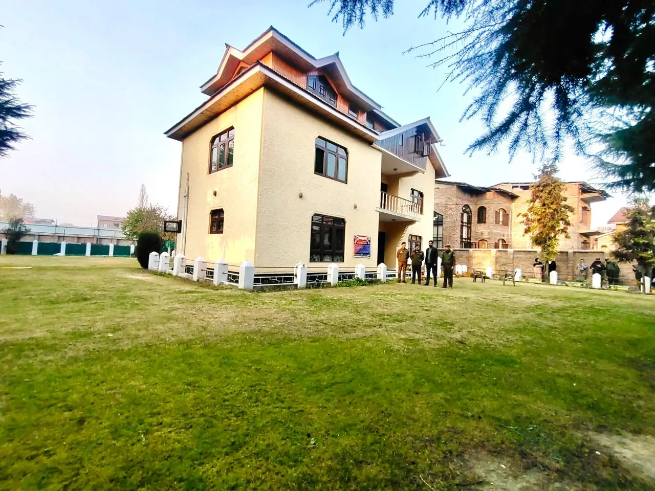 Jammu and Kashmir Police Attach Property Linked to Separatist Activities - Article illustration from Greater Kashmir