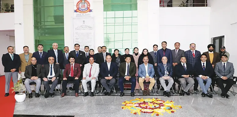 DGP visits Crime Branch in Jammu, reviews functioning