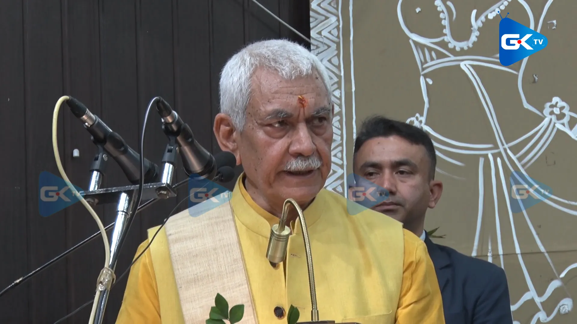 PM Modi committed to return of Kashmiri Pandits: LG Sinha