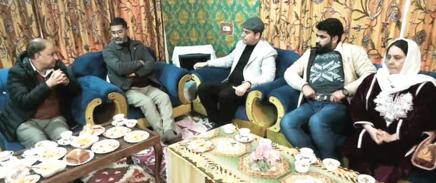 Director Sericulture reviews new technologies at SKUAST-K Anantnag